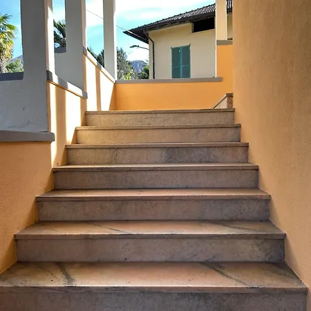 Vista Bella - Giulia