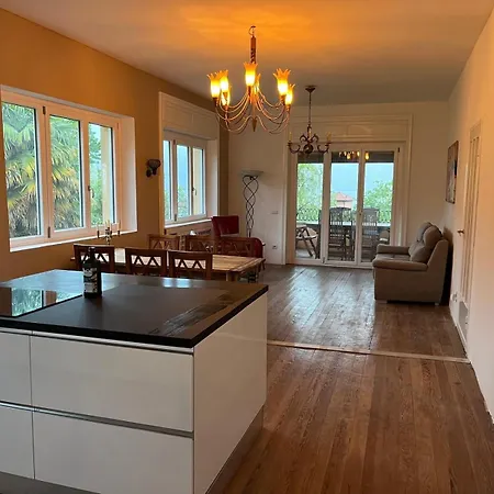 Vista Bella - Giulia Apartamento Porto Valtravaglia