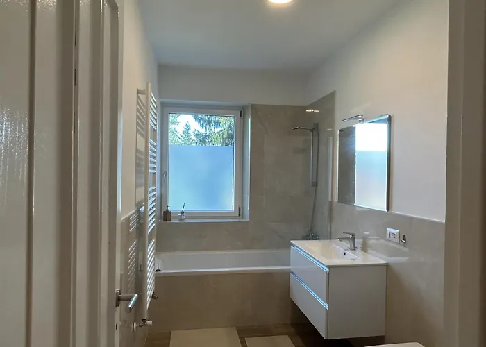 Vista Bella - Giulia ヴィラ ポルト・ヴァルトラヴァーリア